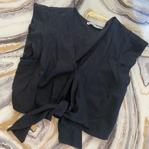 Cropped Abercrombie and Fitch tie blouse